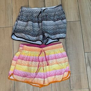 Nike Women’s Rare Fit Dry Hearts Shorts Bundle Sz. MEDIUM